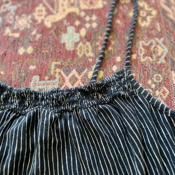 Universal Thread Tank - Picture 3 of 4